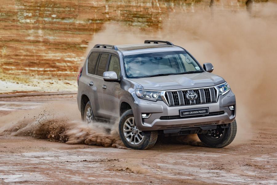  Toyota Land Cruiser Prado VX-L (150) 2017 года  (ZA) (фото 35 из 40)